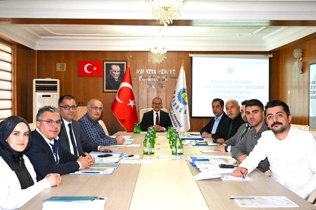 VALİ SEDDAR YAVUZ BAŞKANLIĞINDA 1. OSB YÖNETİM KURULU TOPLANTISI GERÇEKLEŞTİRDİ