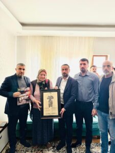 DEPREMDE HAYATINI KAYBEDEN KALECİNİN AİLESİNE ZİYARET