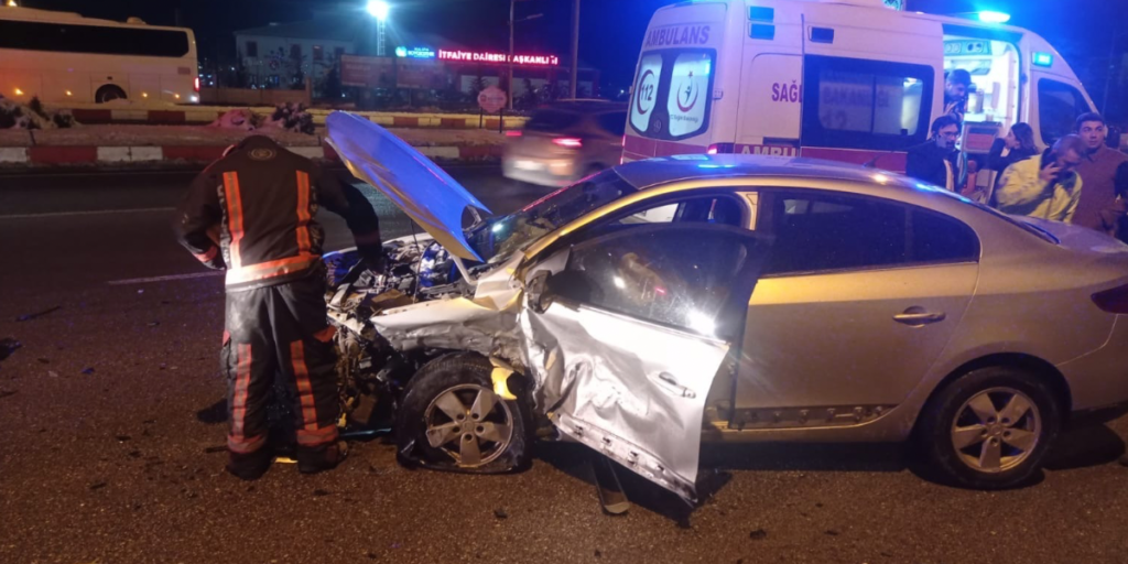 Yeşilyurt’ta Trafik Kazası: 5 Kişi Yaralandı