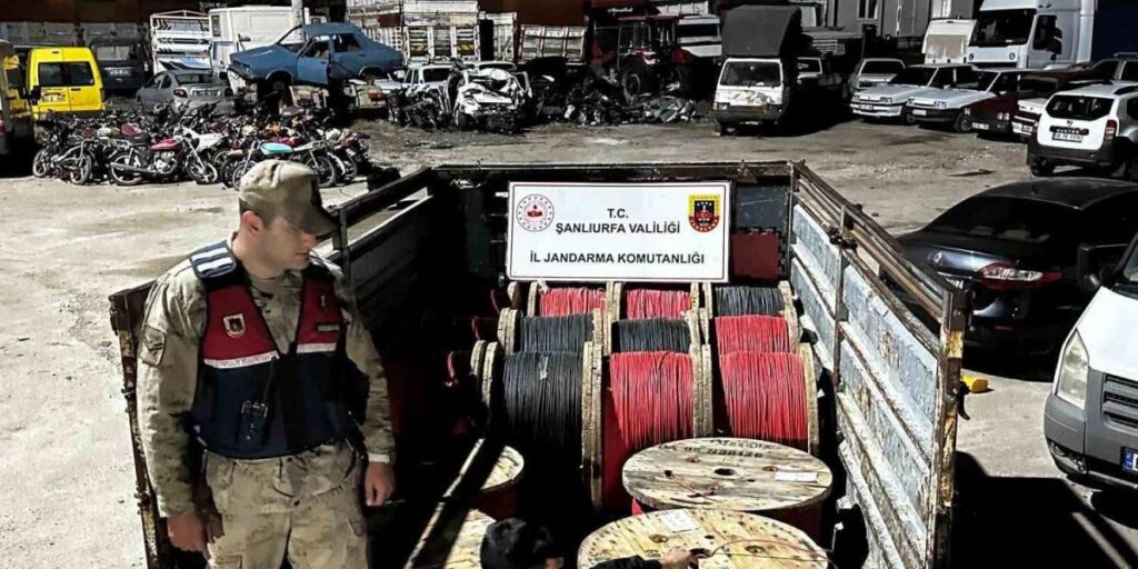6 Milyon TL Değerindeki Elektrik Kablosu Çalan Hırsızlar Yakalandı