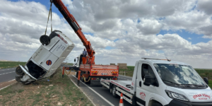 Mardin’de Kamyonet Takla Attı: 1 Yaralı
