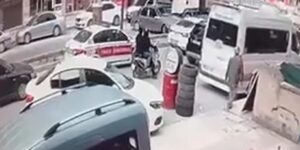 Elazığ’da Tır, Otomobili Metrelerce Sürükledi