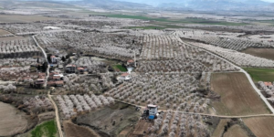 Malatya Beyaz Gelinliğini Giydi