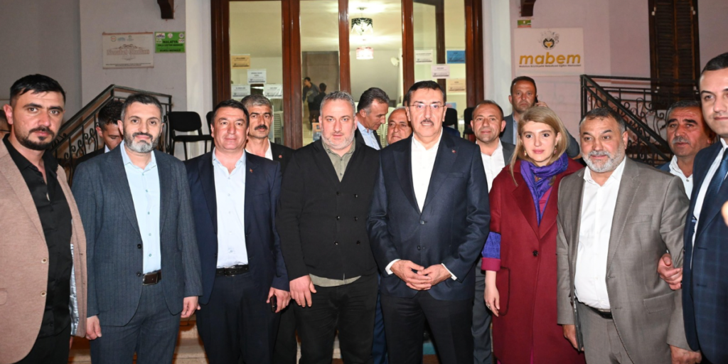 İftar Sofrasında Birlik Ve Beraberlik Vurgusu