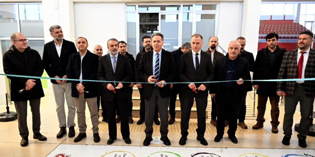 İnönü Üniversitesi Dijitalleşmeyle Bölgeye Öncü Oluyor