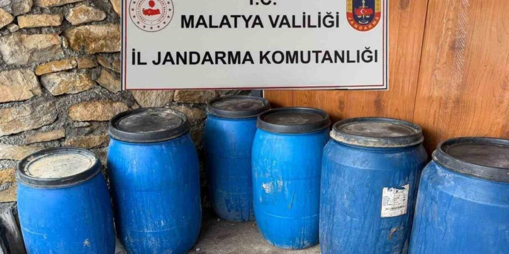 Malatya’da Kaçak Alkol Ve Tütün Operasyonu