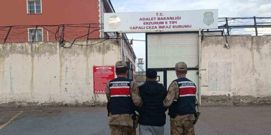 Jandarmadan düzensiz göçmenlere operasyon