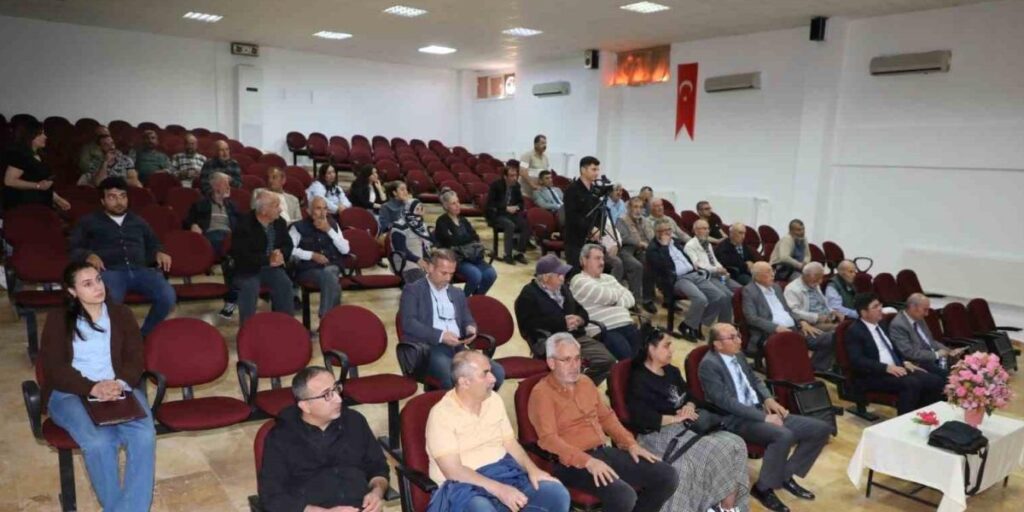 Ağın’da zirai don sonrası bilgilendirme toplantısı