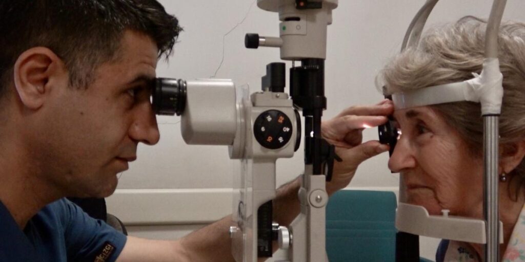 Ağrı’da bir ilk: 78 yaşındaki hastaya “akıllı mercek” ameliyatı başarıyla uygulandı