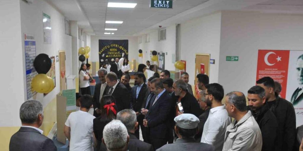 Balotu Köyü İlk ve Ortaokulunda ‘Bilim Fuarı’ açıldı