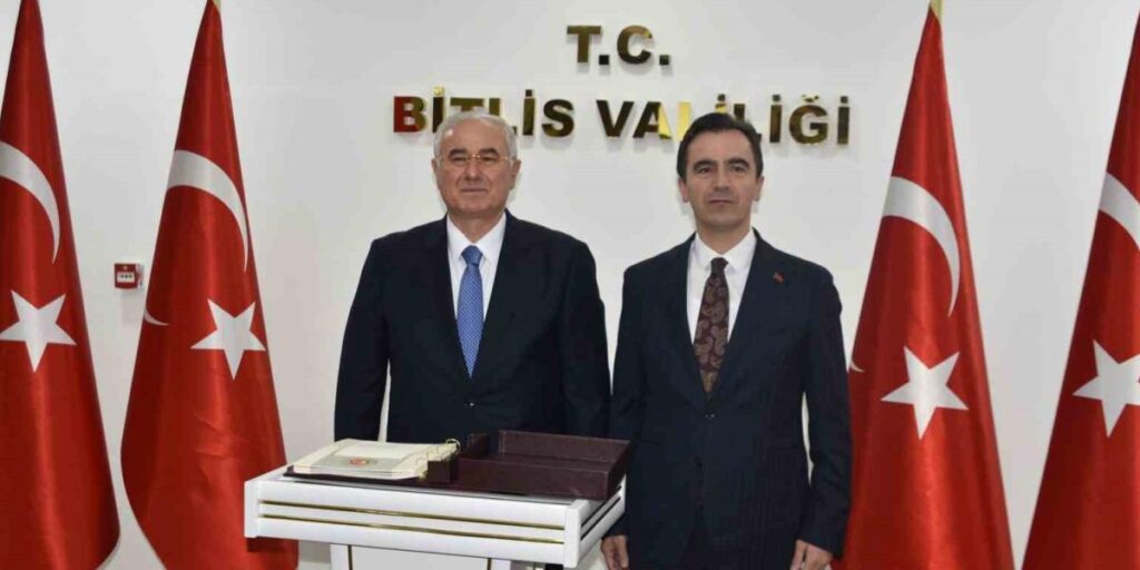Başkan Mehmet Akarca: “Kamu Denetçiliği Kurumu halkın ücretsiz avukatlığını yapıyor”