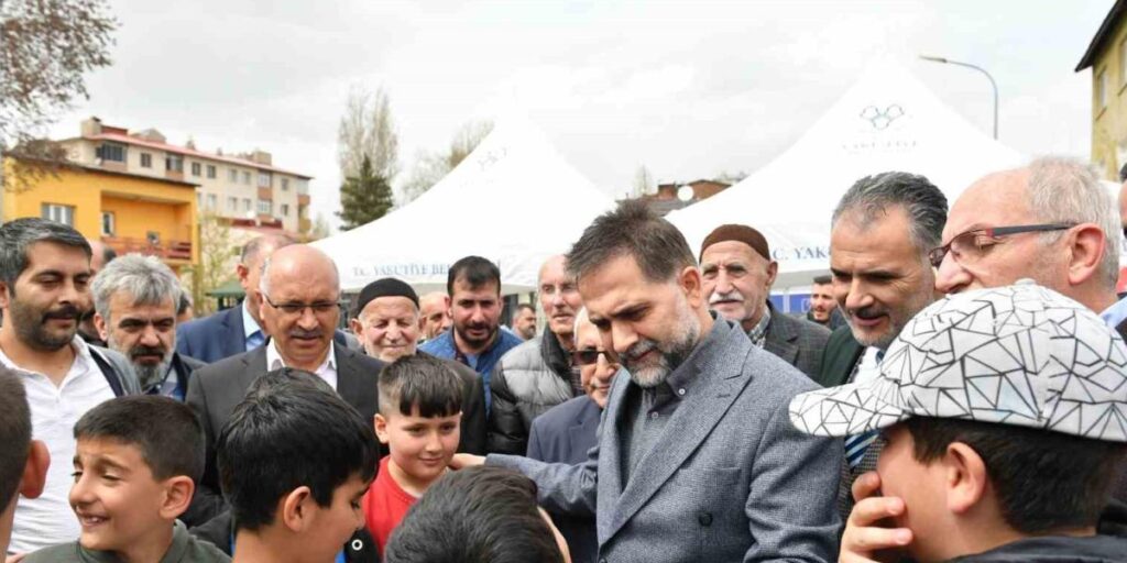 Başkan Uçar; “AK Parti Belediyeciliği gönüllere dokunmaktır”