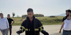 Batman’da tavan arasına giren yılan paniğe neden oldu