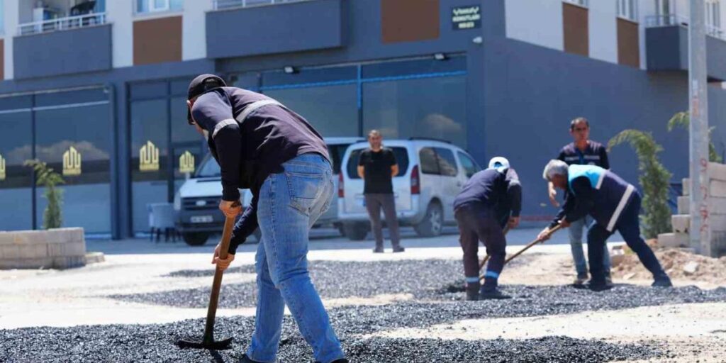 Battalgazi Belediyesi’nden Çamurlu ve Bulgurlu Mahallelerine asfalt hizmeti