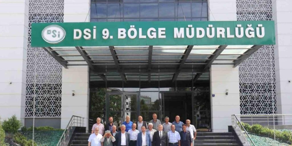 Battalgazi muhtarlarından DSİ’ye sulama çıkarması