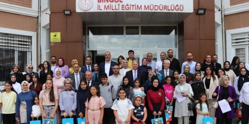 Bingöl’de Dilimizin Zenginlikleri Projesi ödül töreni gerçekleştirildi