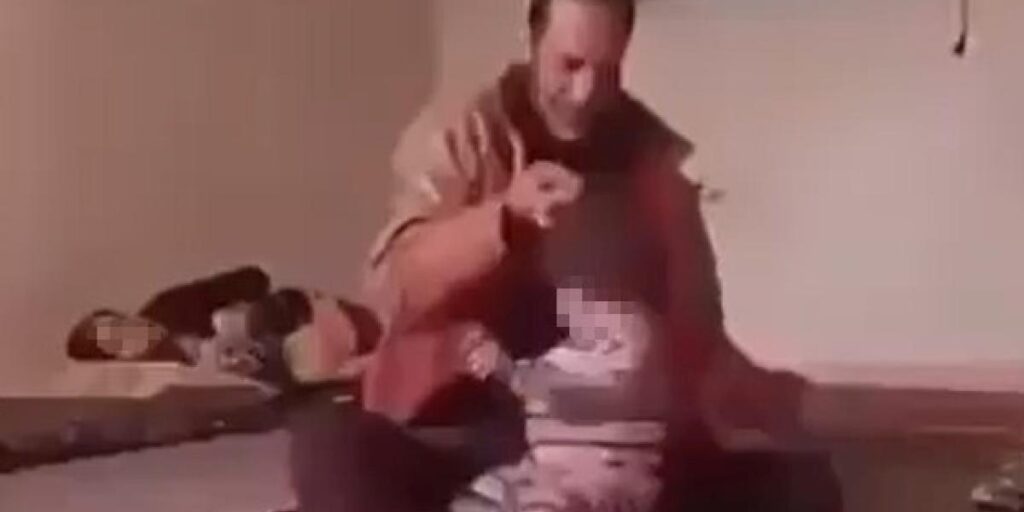 Çocuğunu öldüresiye darp edip ’şaka’ savunması yapan babaya 19 yıl ceza