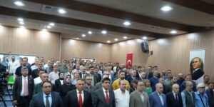 Devir-teslim töreninde rektör gözyaşlarını tutamadı