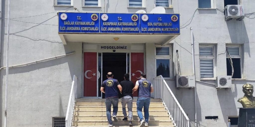 Diyarbakır’da 3 firari hükümlü yakalandı