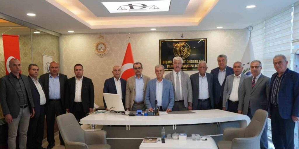 Diyarbakır’da kanaat önderlerinden ‘Terörsüz Türkiye’ sürecine destek