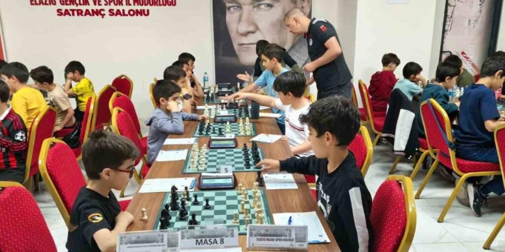 Elazığ’da satranç heyecanı devam ediyor