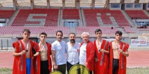 Elazığlı güreşçilerden gururlandıran dereceler