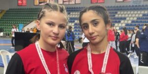 Erzincanlı ortaokullu güreşçiden Türkiye Şampiyonluğu