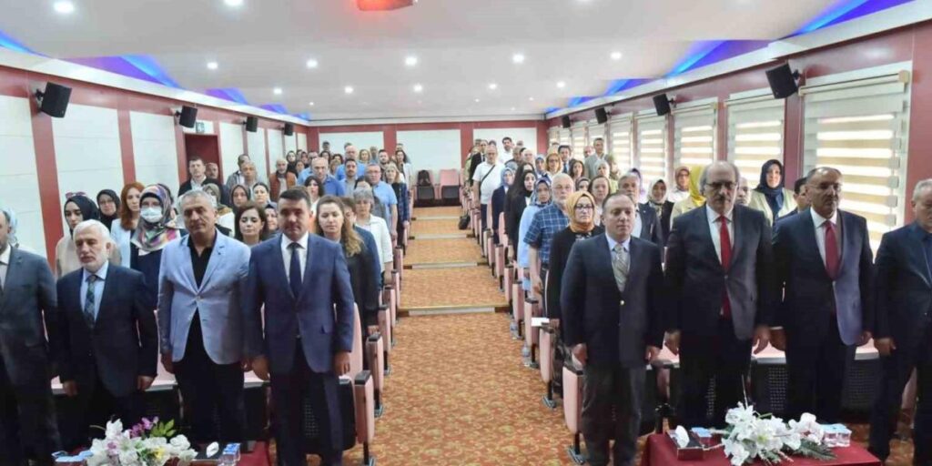 Erzurum’da “Öğrencilerin söz varlığının tespiti, geliştirilmesi ve izlenmesi” çalıştayı