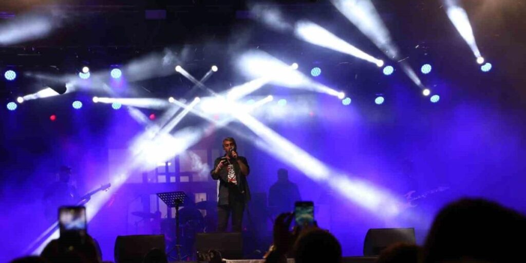 FÜ’de 50. yıl festivali konserlerle devam ediyor