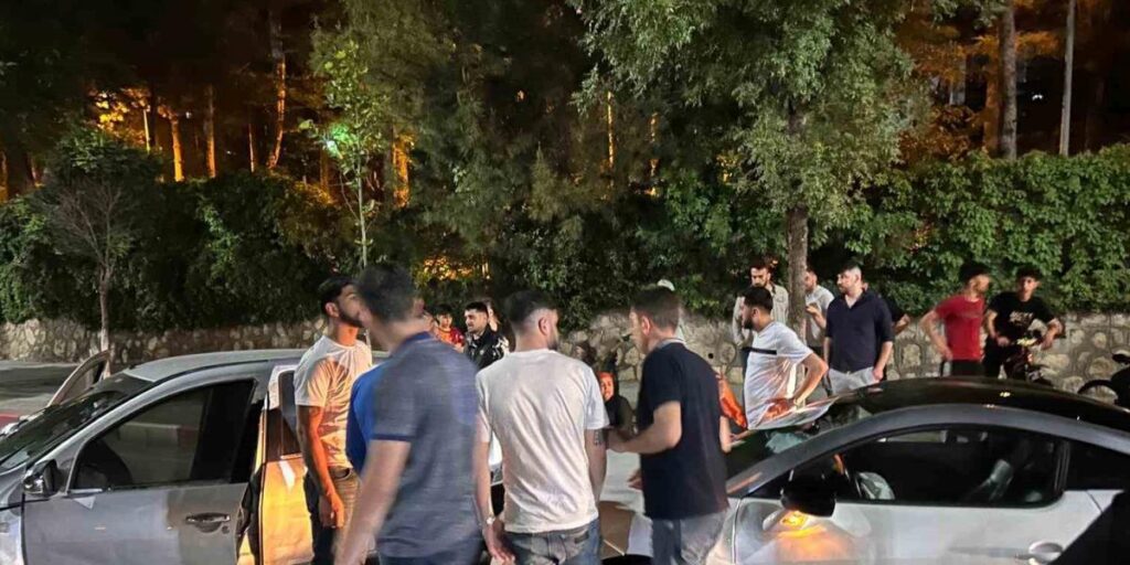 Galatasaray’ın şampiyonluk kutlamasında kaza: 1 yaralı