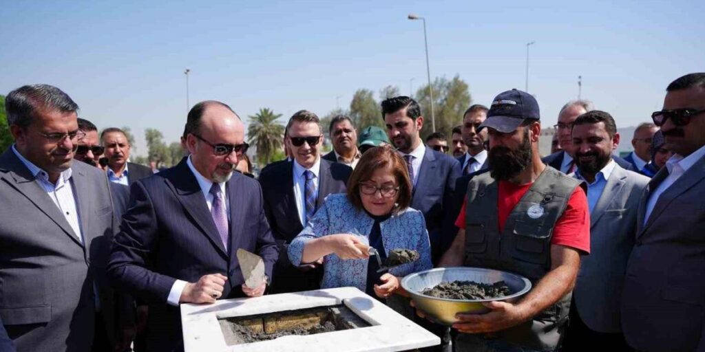 Gaziantep Büyükşehir, Bağdat’taki Türkiye Bahçesi’ne 5 bin fidan hediye etti