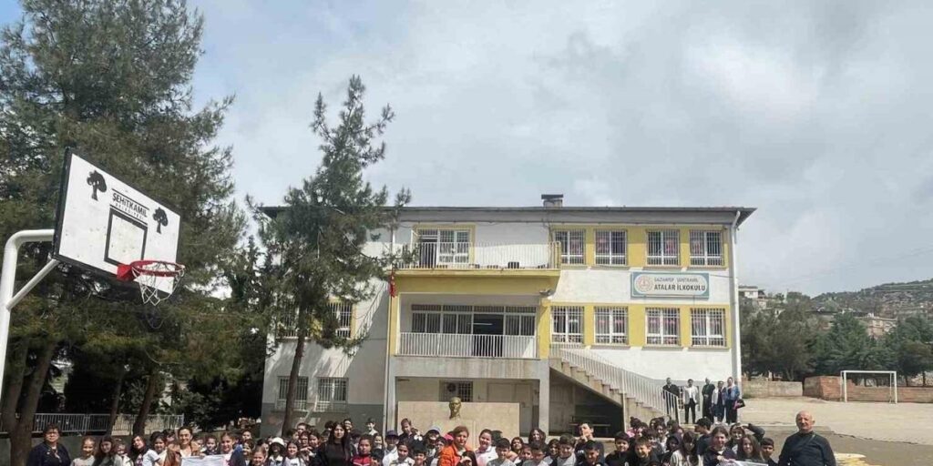 Gaziantep Kolej Vakfı öğrencileri kardeş okullarını ziyaret etti