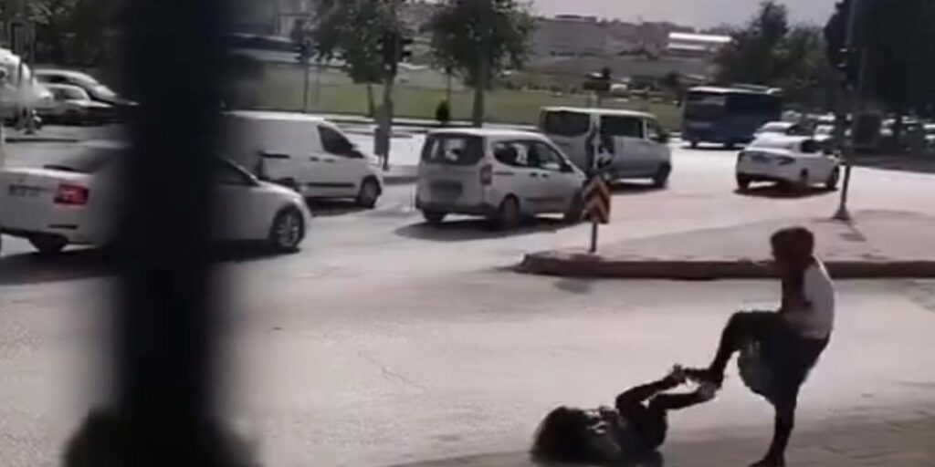 Gaziantep’te kadınların kavgası kamerada