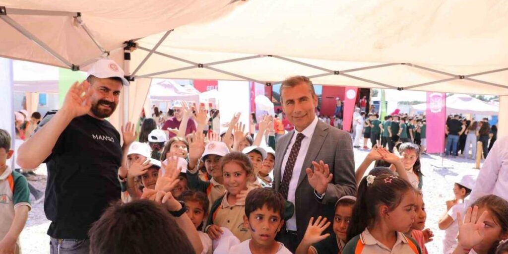 Geleneksel oyunlar tırı Adıyaman’da çocuklarla buluştu