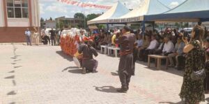 Gölbaşı Halk Eğitim Merkezi yılsonu sergisi açıldı