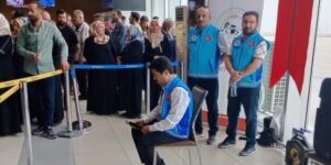 Hacı adayları kutsal topraklara uğurlandı