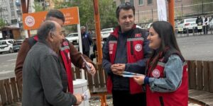 Hakkari’de kadına şiddete karşı farkındalık standı