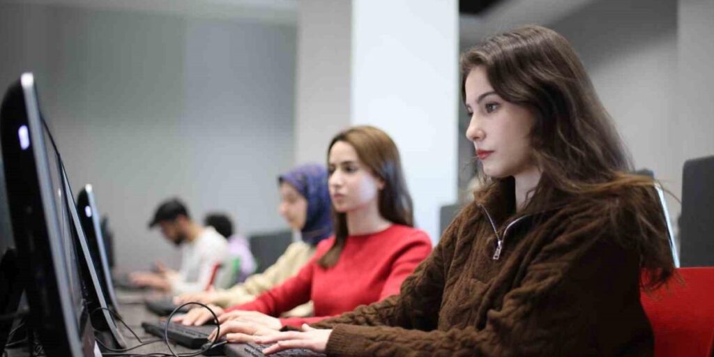 Hasan Kalyoncu Üniversitesi, girişimci ve yenilikçi üniversiteler arasında zirveye yükseldi