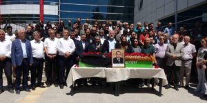 Hayatını kaybeden eski baro başkanı için adliyede cenaze töreni düzenlendi