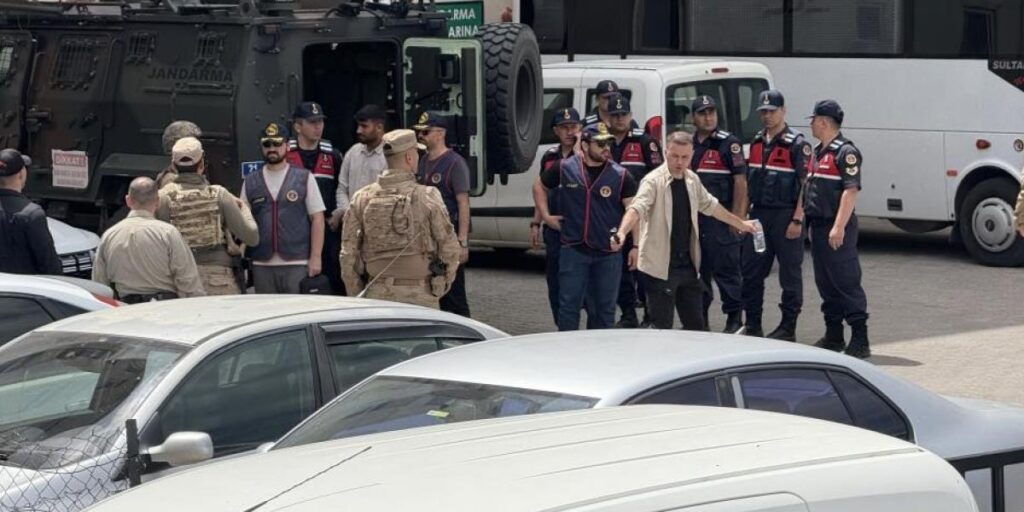 JASAT, kolonya ile yakılan baba-oğul cinayetini 4 günde çözdü