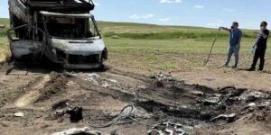 Kamyonette cansız bedenleri yanmış halde bulunan baba ve oğul olayında gözaltı sayısı 7’ye çıktı