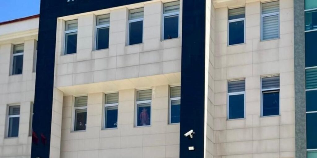 Kars’ta haklarında hapis cezası bulunan 3 kişi yakalandı