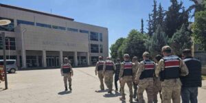 Kilis’te sit alanında kaçak kazı yapan 5 şüpheli suçüstü yakalandı