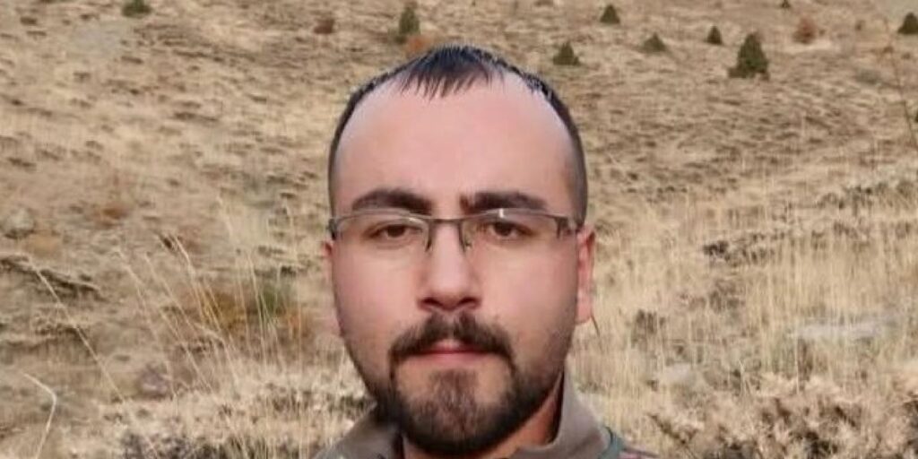 Kontrolden çıkan araç devrildi: 1 ölü, 4 yaralı