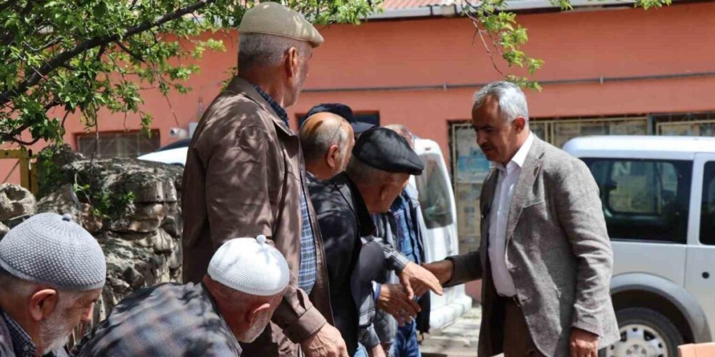 Köylüler, belediye başkanından tandır istedi