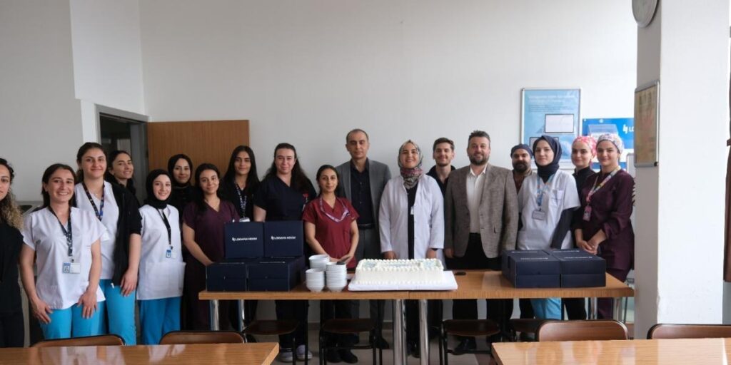 Lokman Hekim Hastanesinde Hemşireler Günü kutlaması