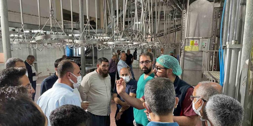 Malatya Büyükşehir Belediyesi’nden vatandaşlara ‘sertifikalı kurban kesim elemanı’ eğitimi