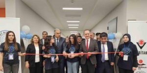 Malatya Mehmet Ali Aydınlar Fen Lisesi’nde bilim fuarı düzenlendi