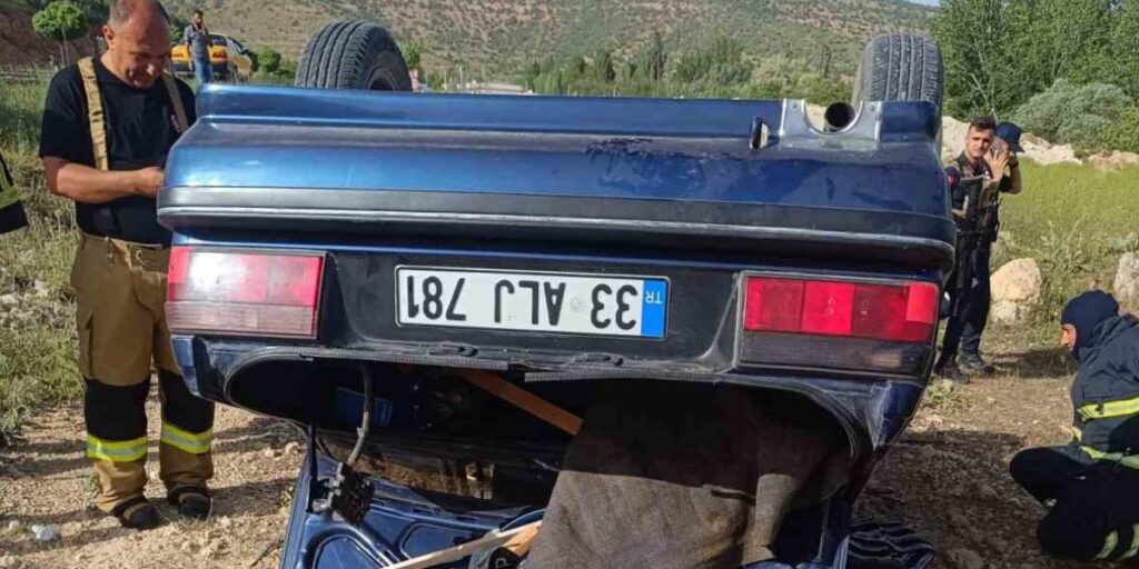 Mardin’de otomobil takla attı: 3 yaşındaki çocuk hayatını kaybetti, anne ve babası yaralandı