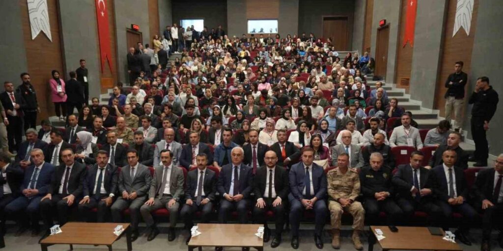 Muş’ta “Aile Çalıştayı” düzenlendi